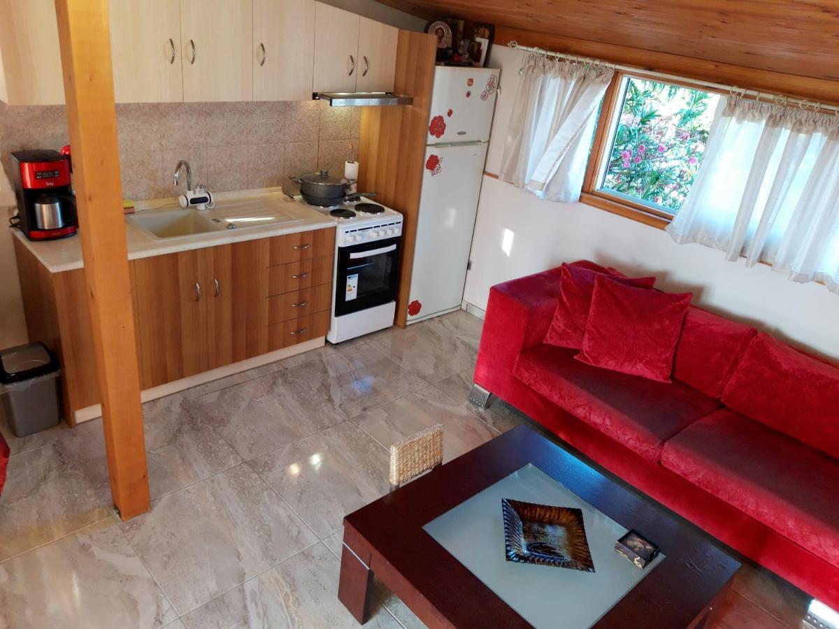 Handmade Peaceful Cozy House Near The Beach Nea Kallikrateia Екстер'єр фото